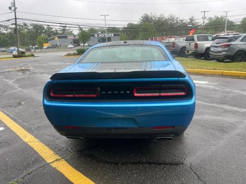 B5 Blue Pearlcoat 2016 Dodge Challenger R/T