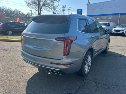 Silver Metallic 2023 Cadillac XT6 Premium Luxury AWD