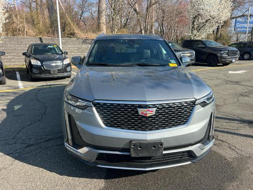 Silver Metallic 2023 Cadillac XT6 Premium Luxury AWD