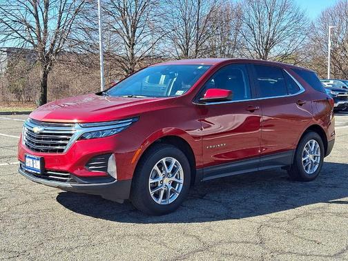 Radiant Red 2023 Chevrolet Equinox 1LT