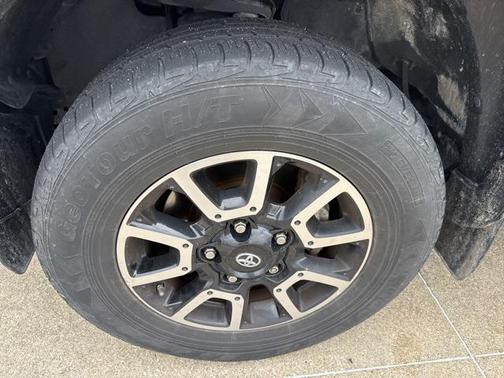 2014 Toyota Tundra Limited