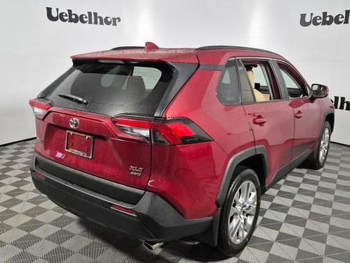 2025 Toyota RAV4 XLE Premium