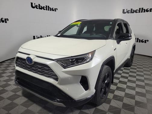 2021 Toyota RAV4 Hybrid SE