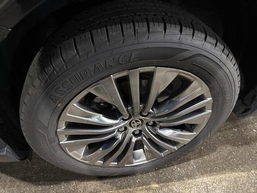 2024 Toyota Venza Limited