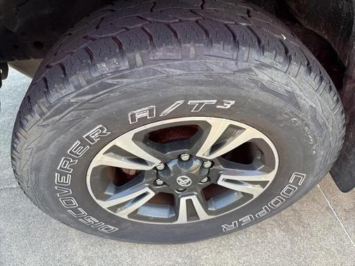 2004 Toyota Tundra SR5