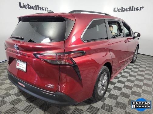 2021 Toyota Sienna XLE 7 Passenger