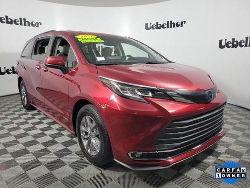 2021 Toyota Sienna XLE 7 Passenger