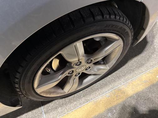 2012 Hyundai Veloster Base