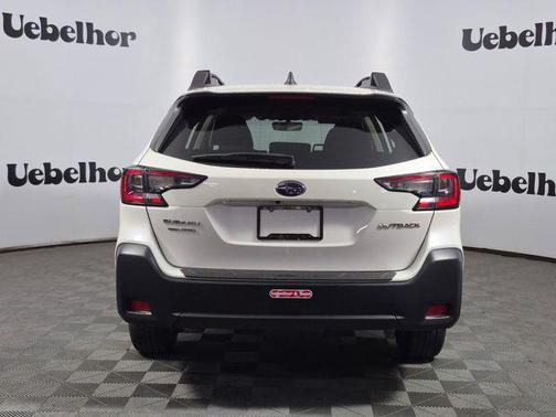 Crystal White Pearl 2024 Subaru Outback Premium