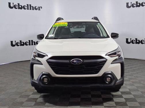Crystal White Pearl 2024 Subaru Outback Premium