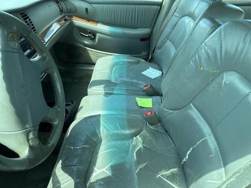 2002 Buick Park Avenue Base