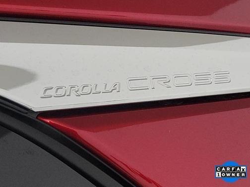 2025 Toyota Corolla Cross XLE