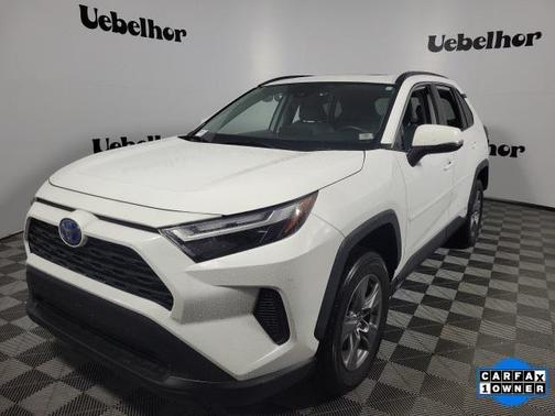 2022 Toyota RAV4 Hybrid XLE