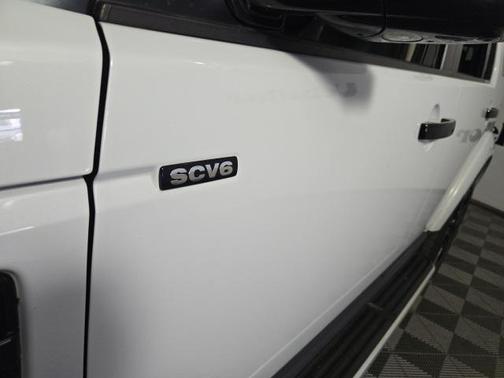 2016 Land Rover LR4 Base