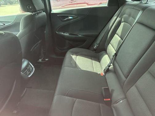2016 Chevrolet Malibu 1LT