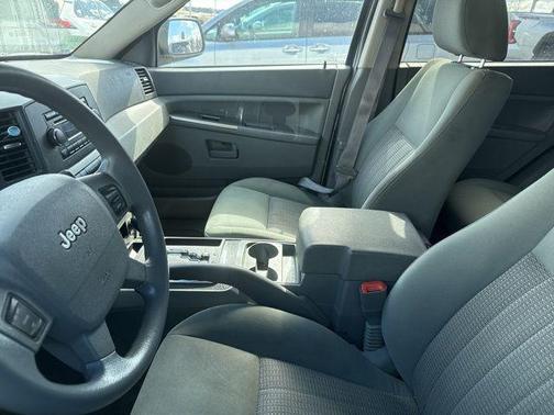 2007 Jeep Grand Cherokee Laredo