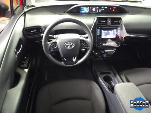 2019 Toyota Prius L