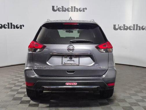 Gun Metallic 2017 Nissan Rogue SV