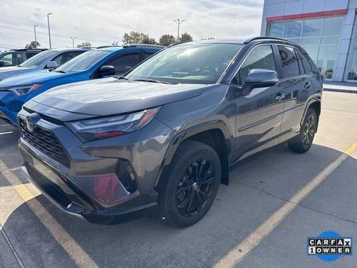 2023 Toyota RAV4 Hybrid SE
