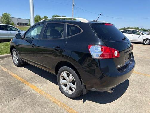 Super Black Metallic 2008 Nissan Rogue SL