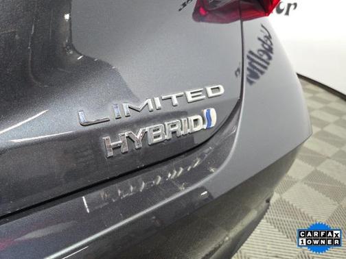 2022 Toyota Avalon Hybrid Limited