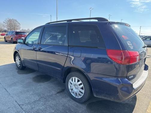 2007 Toyota Sienna LE
