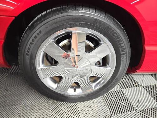 2002 Ford Thunderbird Base
