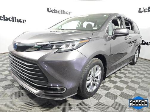 2023 Toyota Sienna XLE 7 Passenger