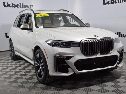 2022 BMW X7 M50i