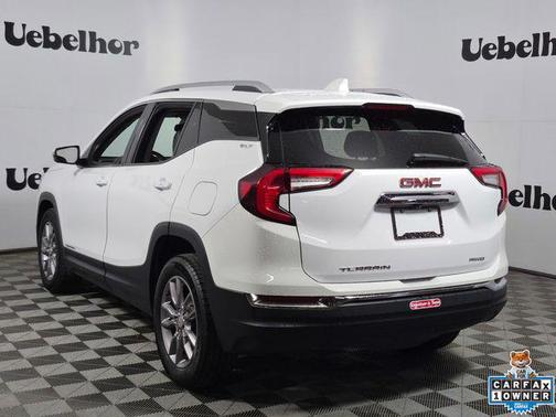 Summit White 2024 GMC Terrain SLT