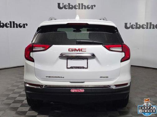 Summit White 2024 GMC Terrain SLT
