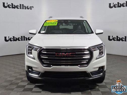 Summit White 2024 GMC Terrain SLT