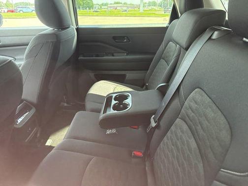 Deep Ocean Blue Pearl 2025 Nissan Pathfinder SV 4WD