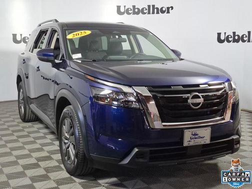 Deep Ocean Blue Pearl 2025 Nissan Pathfinder SV 4WD