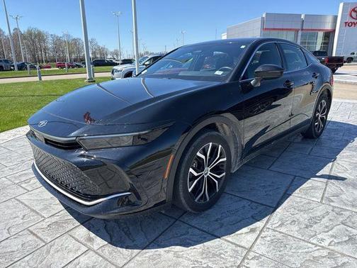 2024 Toyota Crown XLE