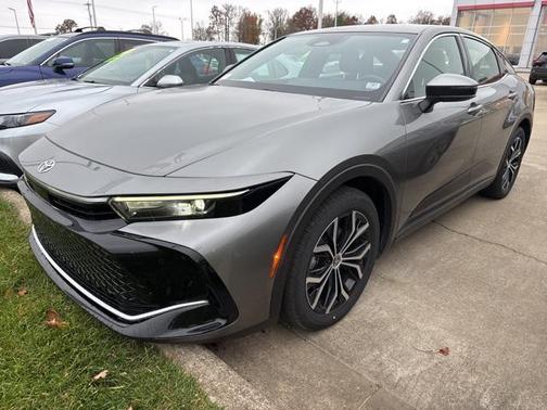 2025 Toyota Crown XLE