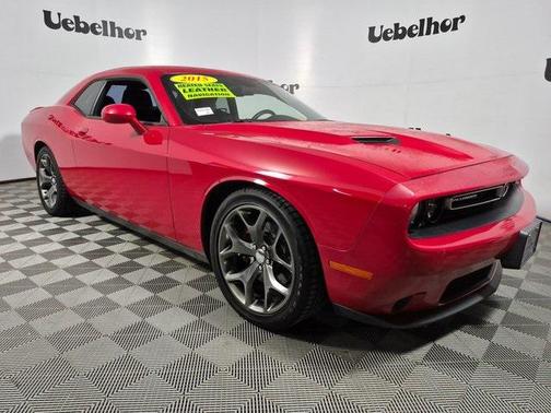 2015 Dodge Challenger SXT Plus