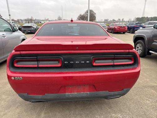 2015 Dodge Challenger SXT Plus