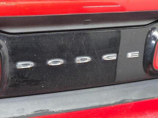 2015 Dodge Challenger SXT Plus