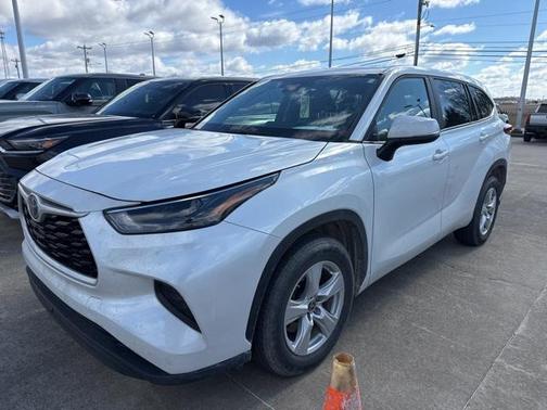 2023 Toyota Highlander L