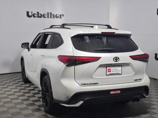 2022 Toyota Highlander XSE