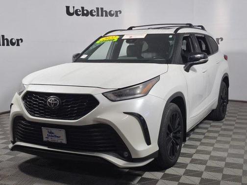 2022 Toyota Highlander XSE