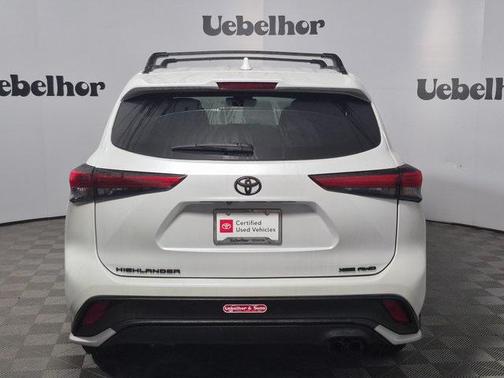 2022 Toyota Highlander XSE