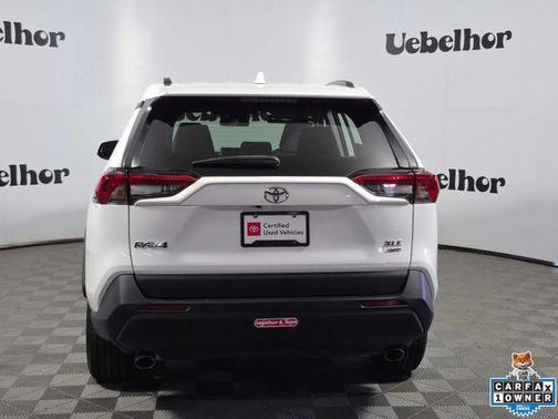 Ice Cap 2024 Toyota RAV4 XLE