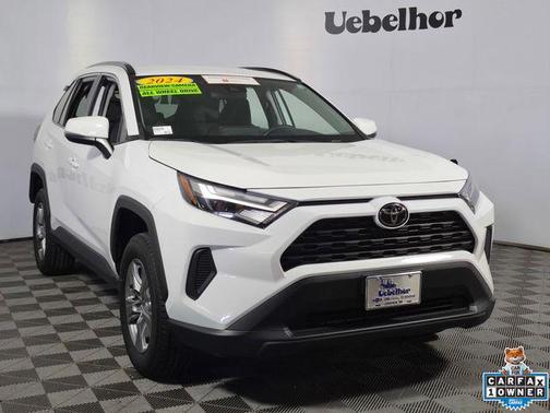 Ice Cap 2024 Toyota RAV4 XLE