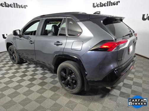 2020 Toyota RAV4 Hybrid SE