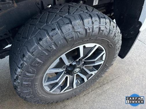 2020 Toyota Tacoma TRD Sport