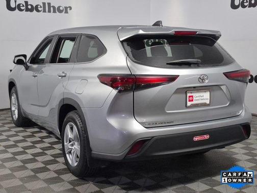 2024 Toyota Highlander LE