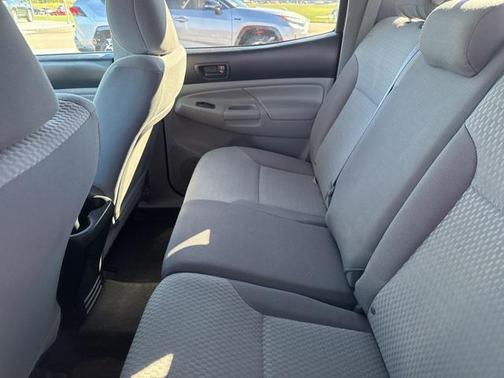 2015 Toyota Tacoma Base