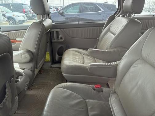 2007 Toyota Sienna XLE Limited